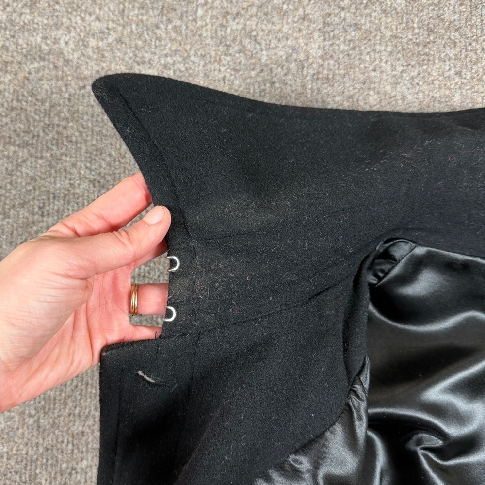 VTG Black Wool Blend Mid-Length Overcoat Women’s XL Button Closure Drop Shoulder - Picture 5 of 9
